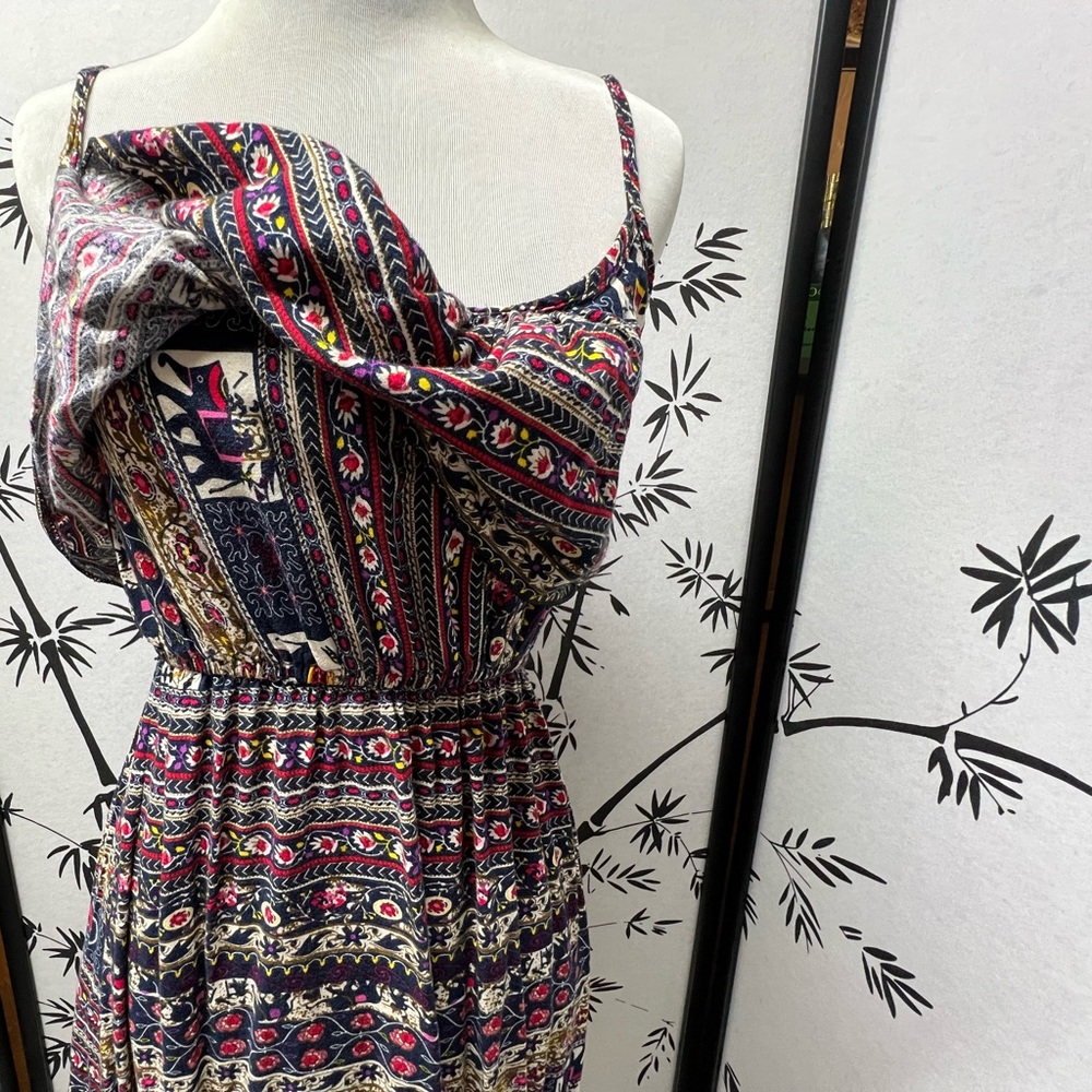 🐝 Elephant Printed Ruffle Dress - Picture 6 of 6